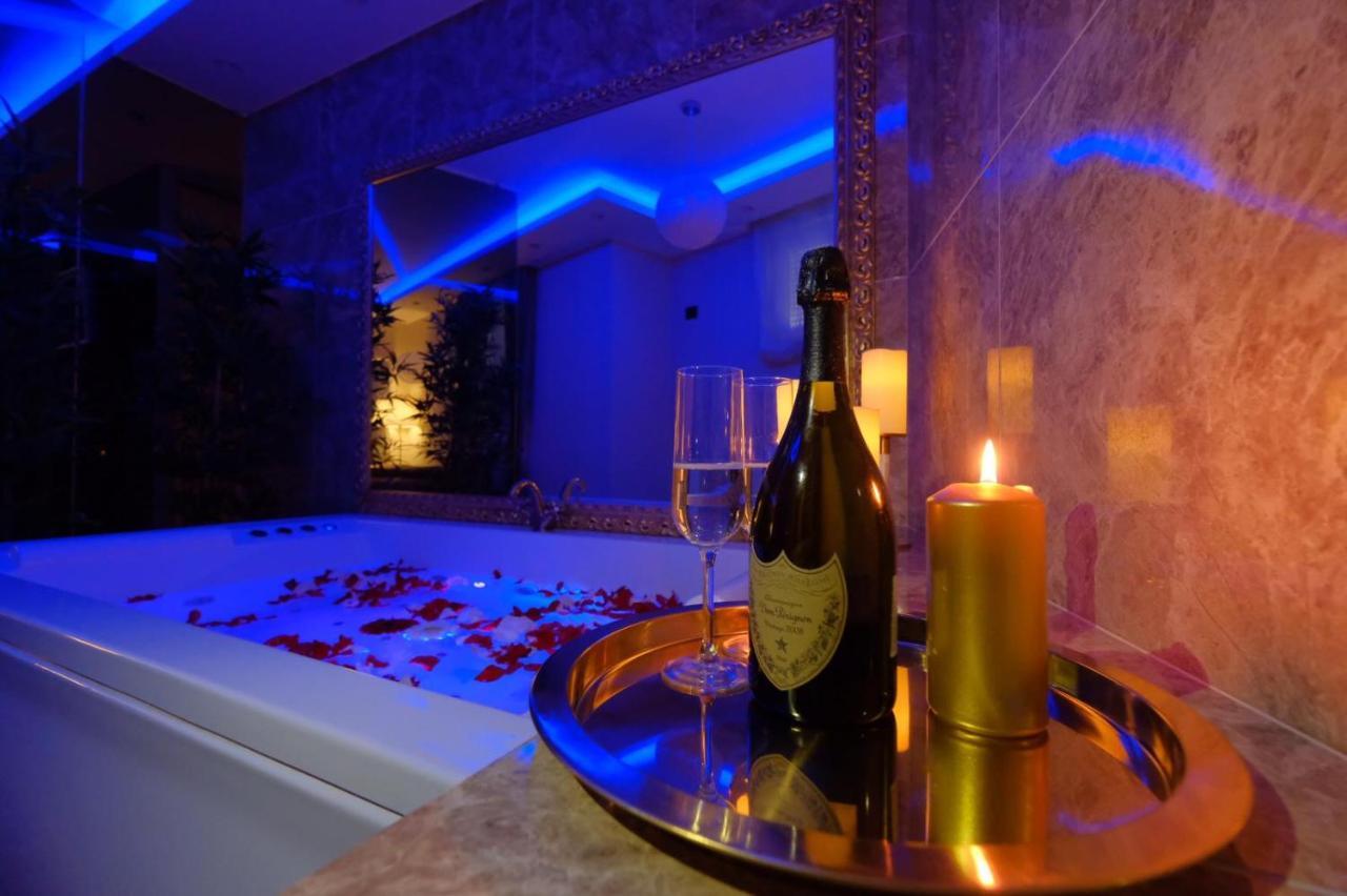 Business Jacuzzi *